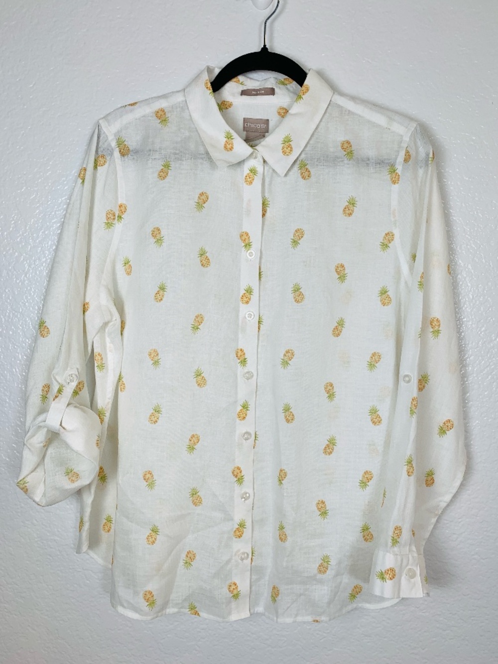 Chico's Button Up Shirt Large 12/14 White Pineapple Print 100% Linen Roll Tab